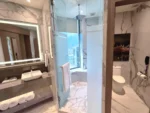 Baño de la Suite 2 dormitorios Safi Royal Luxury Metropolitan Monterrey