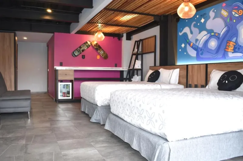Dos camas de la suite Barrio Downtown Mexico City Hostel CDMX