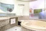 Hotel Mandarin Carton Tlalnepantla con Jacuzzi en el Cuarto