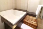 Jacuzzi en la Habitación del Holiday Inn Express Mexico Aeropuerto by IHG