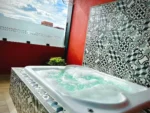 Jacuzzi en la Terraza con Vistas Barrio Downtown Mexico City Hostel