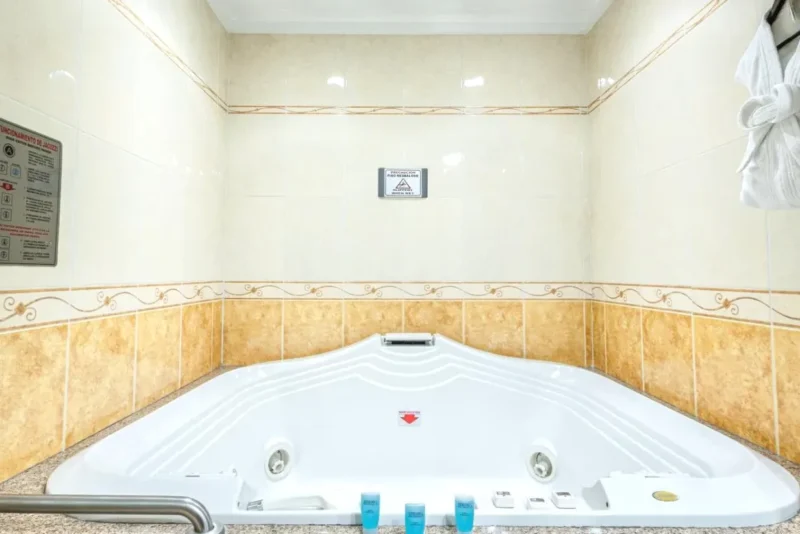 4 Suites de hotel con jacuzzi en Estado de México 4 Suites de hotel con jacuzzi en Estado de México