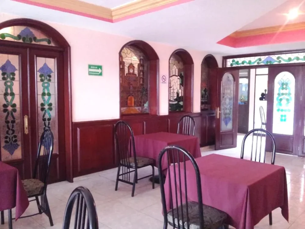 Mesas y sillas para tomar algo Hotel Siesta del Sur Tláhuac Mesas y sillas para tomar algo Hotel Siesta del Sur Tláhuac