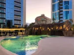 Piscina al atardecer Safi Royal Luxury Metropolitan Monterrey