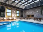 Piscina cubierta del Exe Alameda Reforma