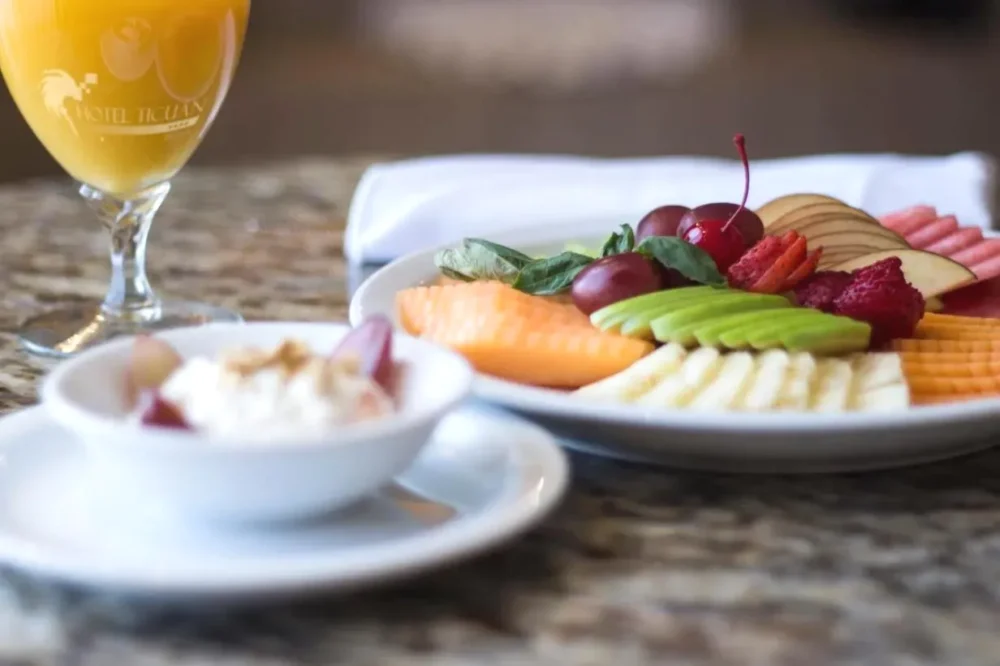 Plato de comida del Hotel Ticuán Tijuana