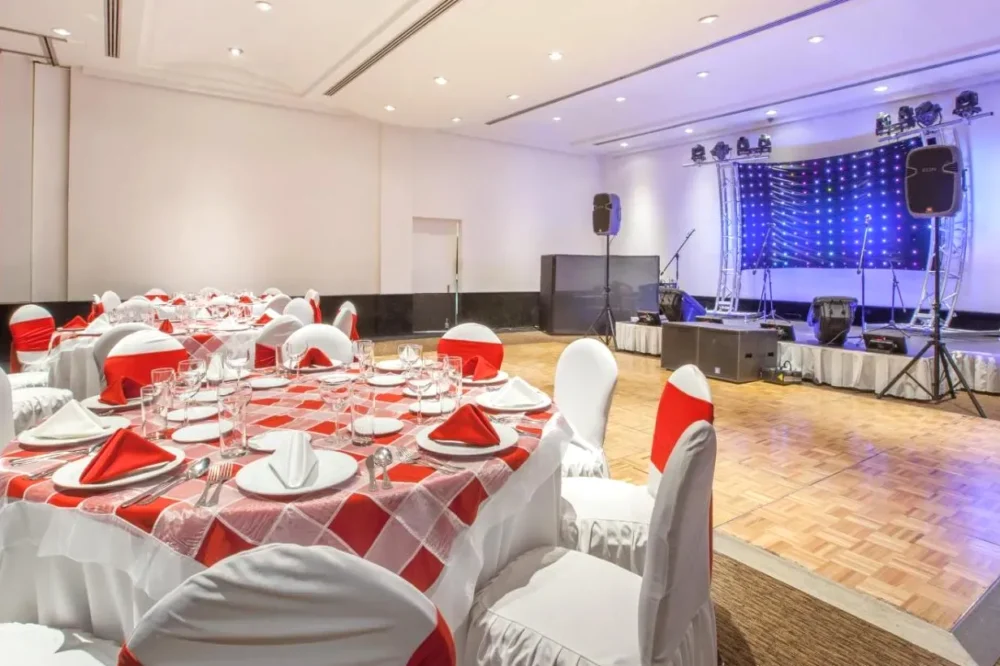 Sala de eventos y concierto Crowne Plaza Toluca Lancaster by IHG