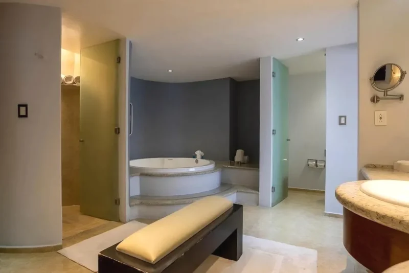 Suite Holiday Inn Puebla Finsa by IHG con Bañera de Hidromasaje