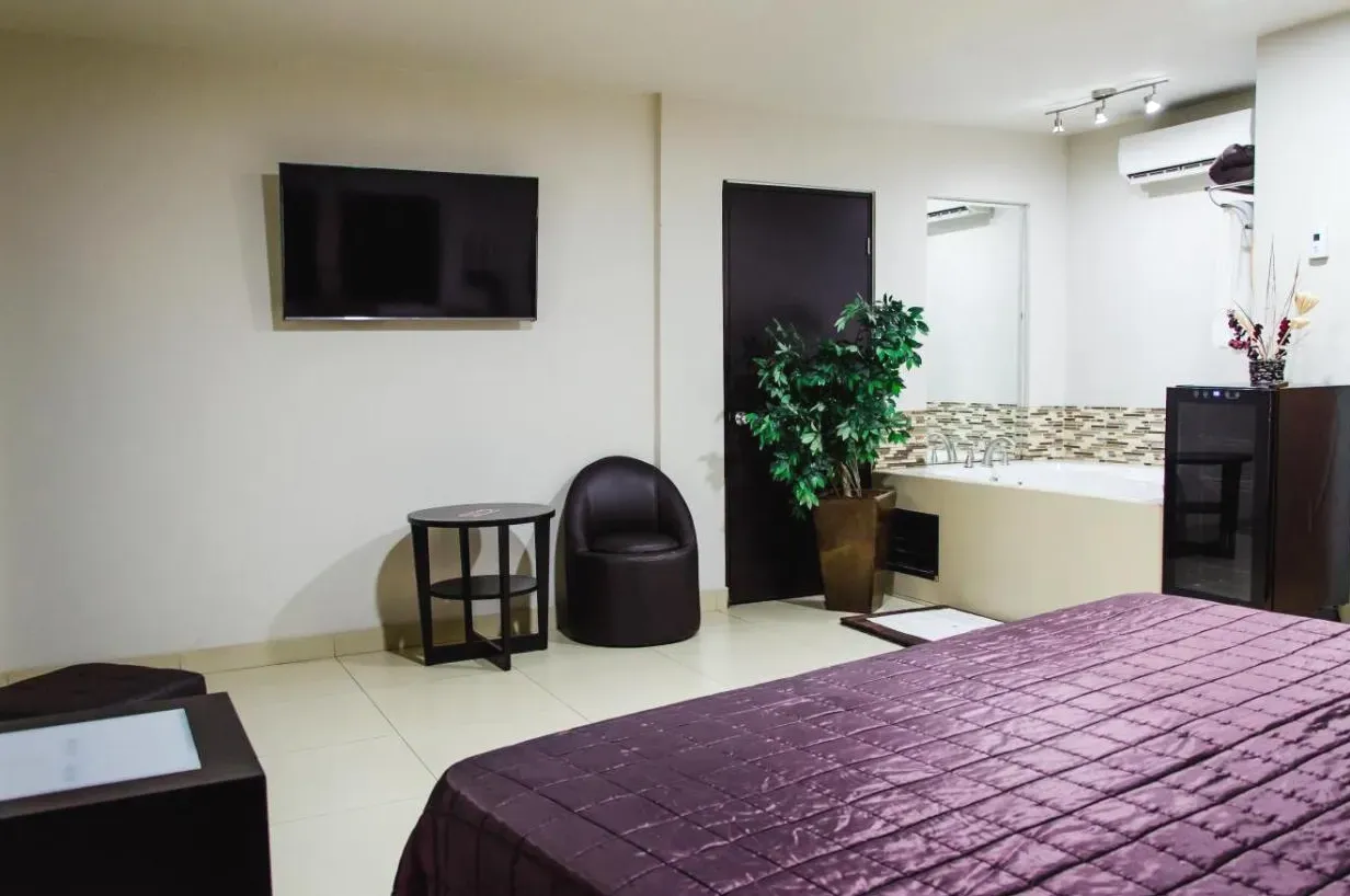 Hotel Velario Tijuana con hidromasaje en la habitación