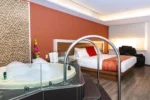 Suite Junior con Jacuzzi Romántico con Espuma JF Grand Puebla
