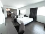 Suite Master We Hotel Aeropuerto con Jacuzzi en la Habitación