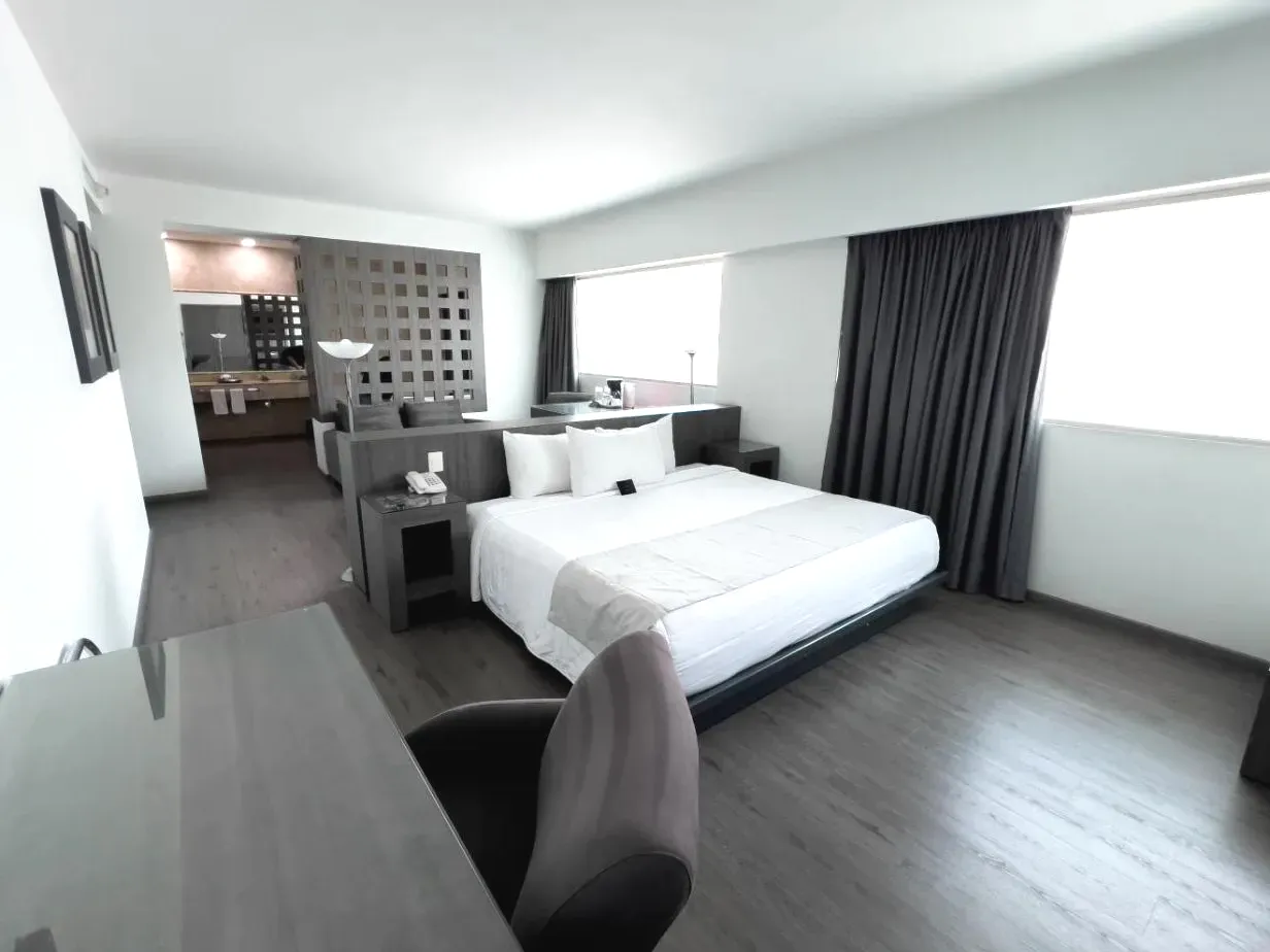 We Hotel Aeropuerto CDMX con hidromasaje en la habitación We Hotel Aeropuerto CDMX con hidromasaje en la habitación