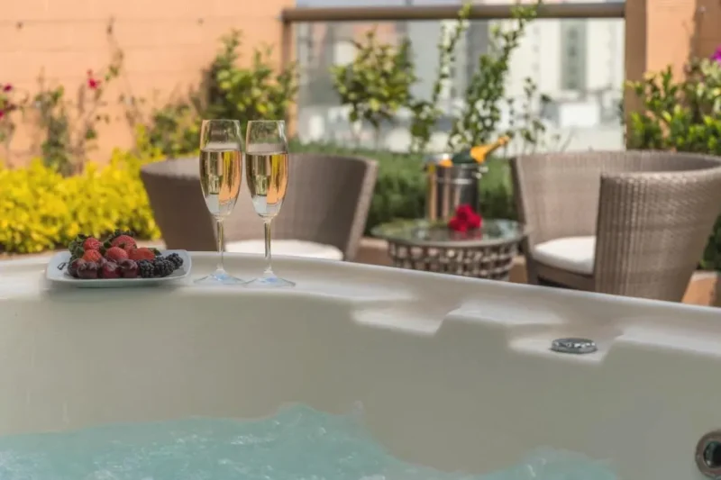Suites Perisur Apartamentos Amueblados CDMX con Jacuzzi Privado en la Terraza